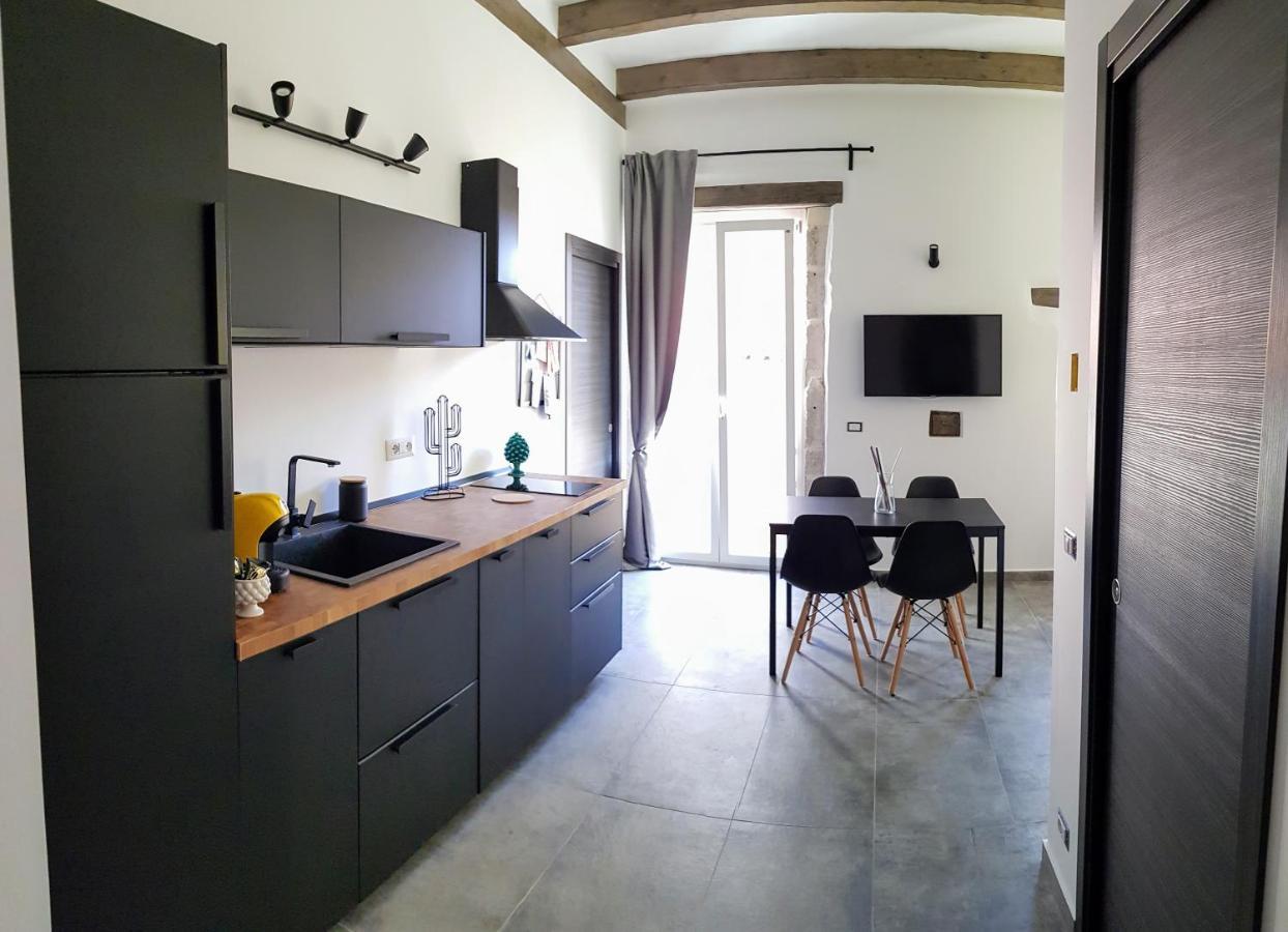 Cavour 45 - Ortigia Apartments 시라쿠사 외부 사진